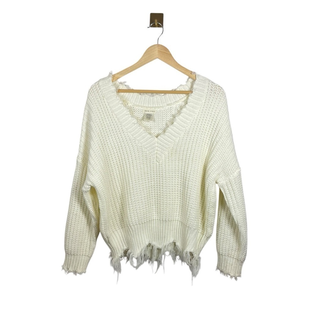 Main Strip Women’s V-Neck Frayed Cropped Sweater in Ivory Size S